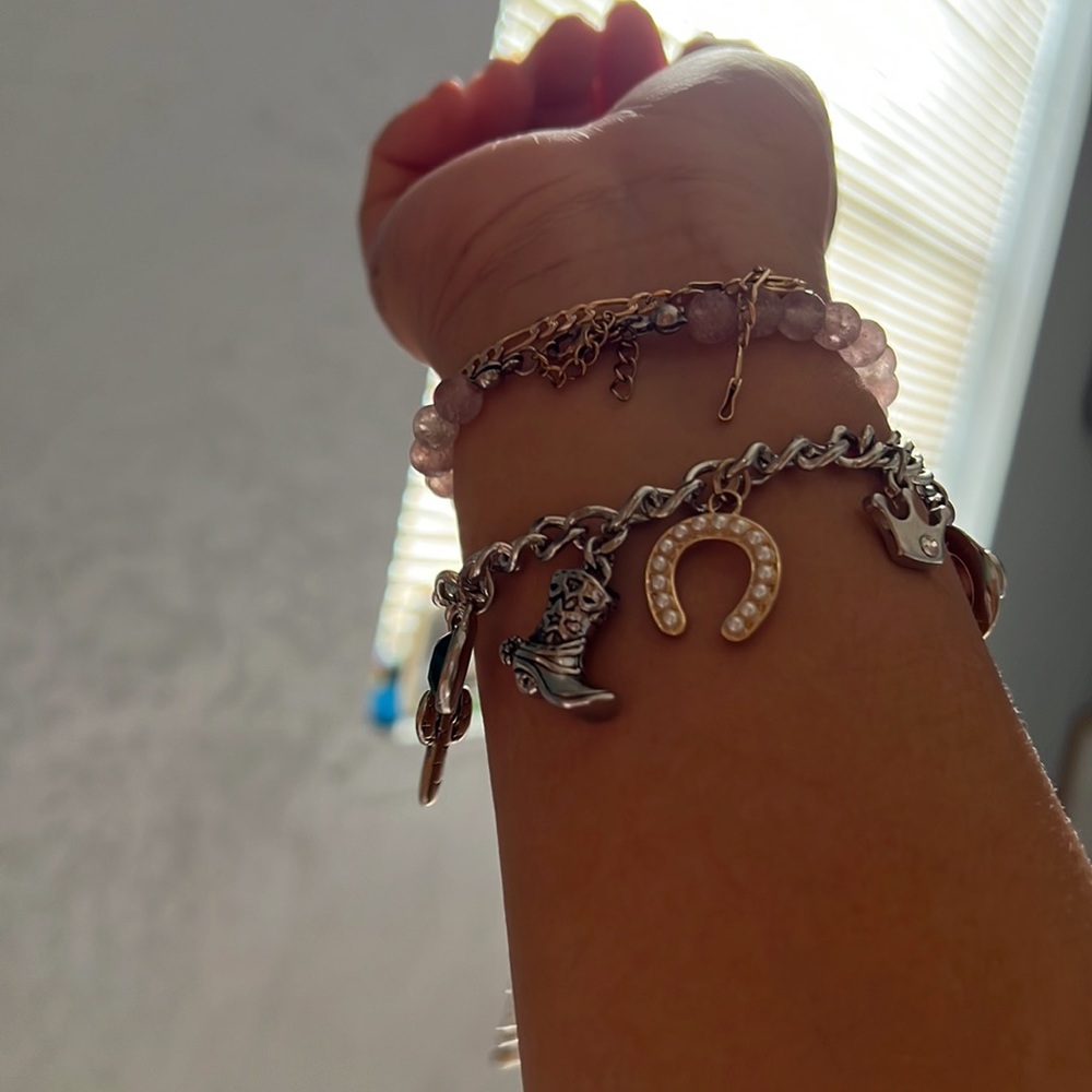 Bracelet